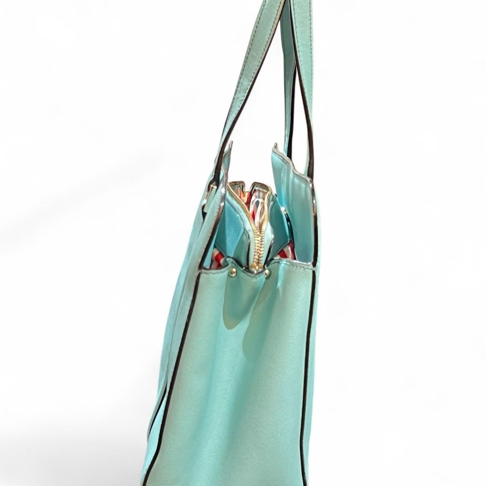 Kate Spade - Picture 3 of 10